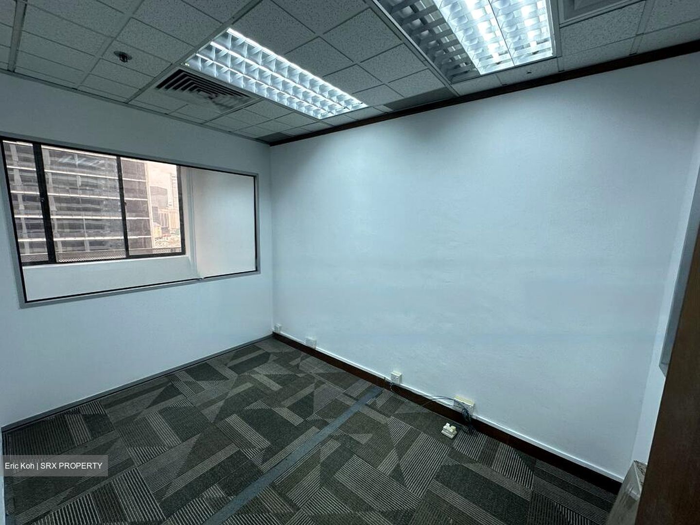 International Plaza (D2), Office #480263551